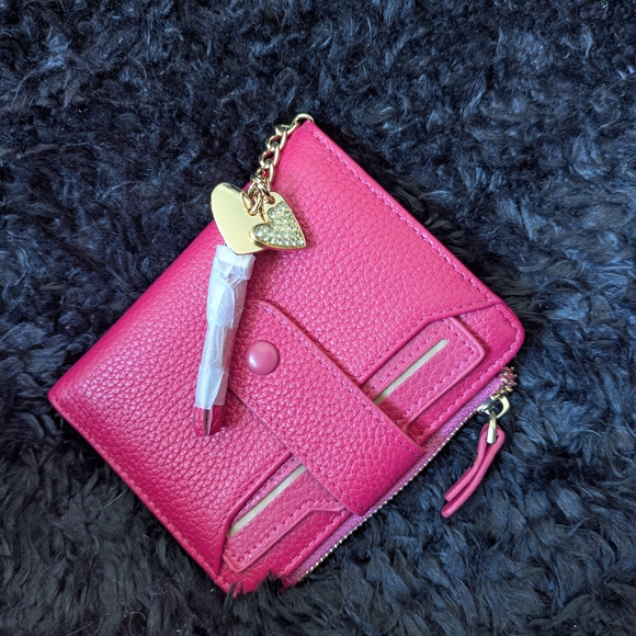 Zoress Handbags - Elegant Fuchsia Wallet with Heart Charm